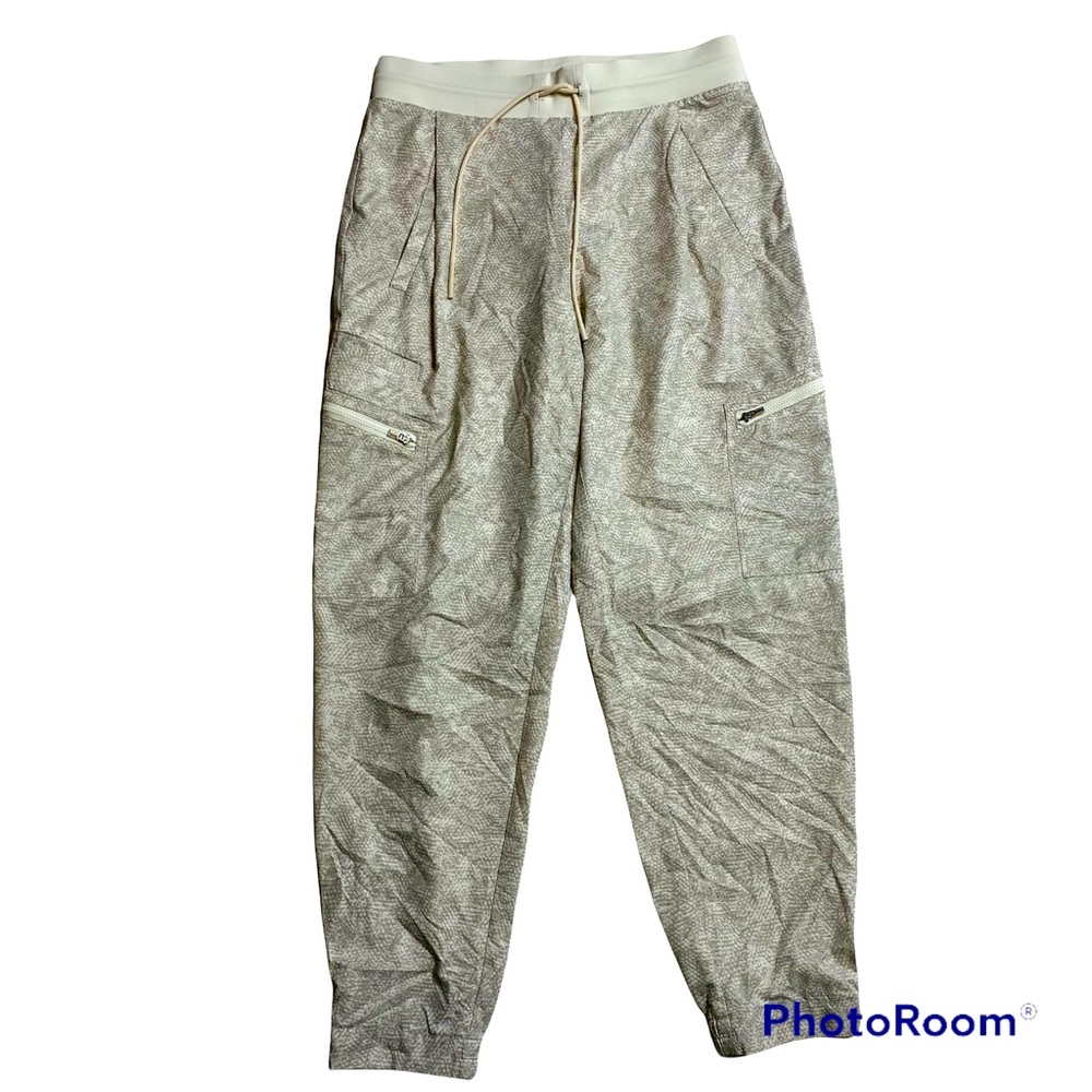 Athleta Venture Printed Pant 7 Pocket Joggers